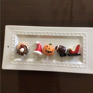 Nora Fleming Bread tray and five minis.